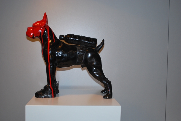 SWEETLOVE William - Cloned Bull with Waterbottle